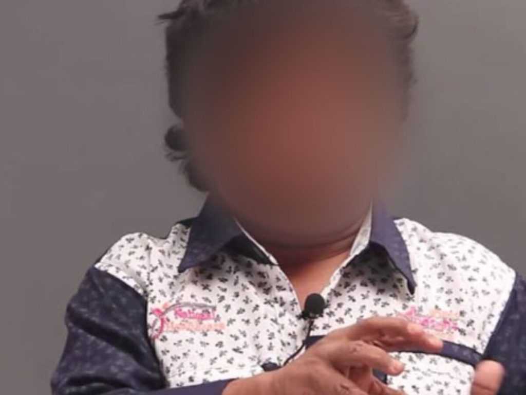 3 அடி உயரம், 5 மொழிகளில் நடித்த பிரபலம் யார் தெரியுமா.? டாக்டர் பட்டம் வாங்கி அமர்க்களப்படுத்தி இருக்காரு!