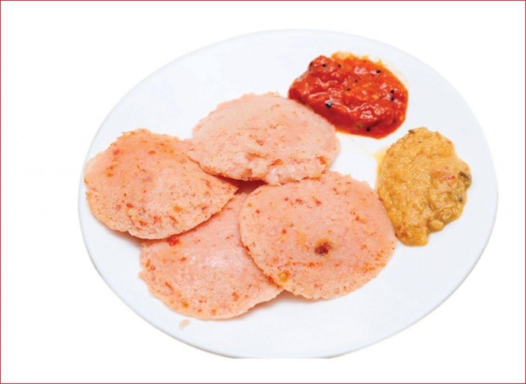 தக்காளி ரவை இட்லி