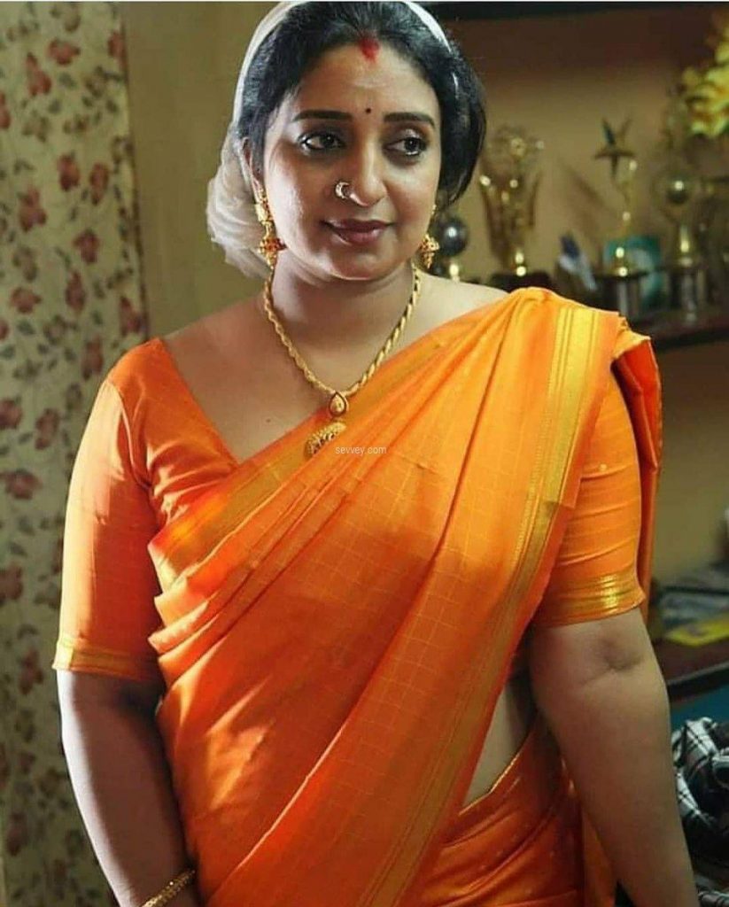 என்னை யாராவது தொட்டாலோ, தோள்மீது கைபோட்டாலோ அந்த ஆசை உச்சத்திற்கு செல்லும்!