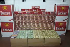 பெரும் தொகை வெளிநாட்டு சிகரெட்டுகளுடன் சிக்கிய நபர்கள்!