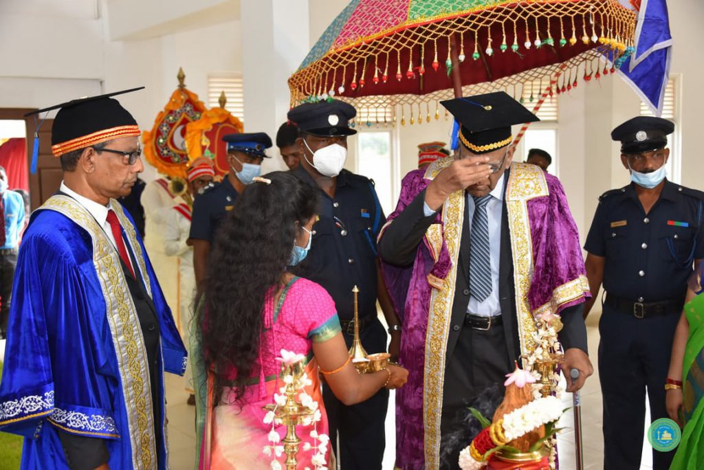 யாழ்.பல்கலைக்கழகத்தின் 35 ஆவது பொதுப்பட்டமளிப்பு ஆரம்பம்-Jaffna news