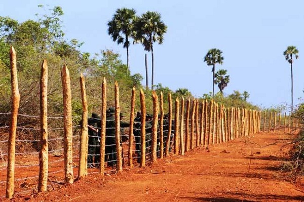 வட்டுவாகல் கடற்படை தளத்திற்கான காணி சுவீகரிப்பு நடவடிக்கை: முல்லைத்தீவு மாவட்ட அரசாங்க அதிபர்-Karihaalan news