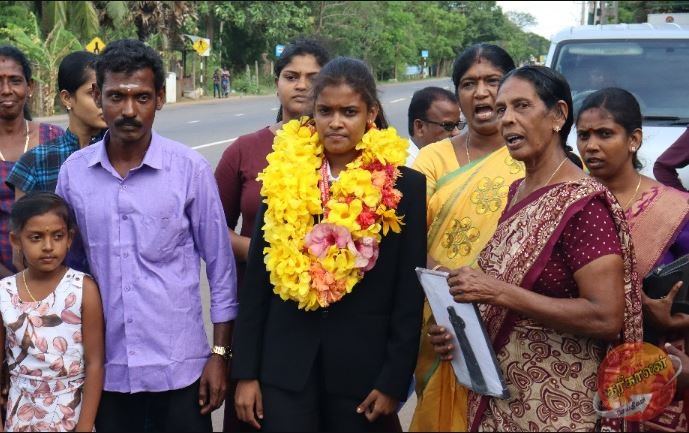 மிக்ஸ் பாக்சின்கில் இந்தியாவில் தங்கம் வென்ற மாங்குளத்தைச் சேர்ந்த பெண்!