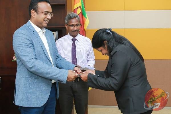 டாலர்களை அனுப்புபவர்களுக்கு மட்டுமே அனுமதி! -Karihaalan news