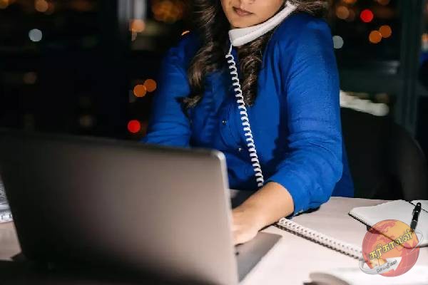 அரசாங்க வங்கியில்  பெரும் தொகை மோசடி; சிக்கிய பெண் அதிகாரி!-Karihaalan news