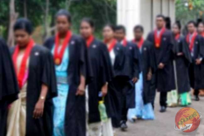 அரசுப் பணியில் உள்ள பட்டதாரிகளுக்கான முக்கிய அறிவிப்பு-Karihaalan news