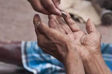 யாசகர்களுக்கு கொழும்பில் உள்ள மத்திய பேருந்து நிலையங்களுக்குள் நுழைய தடை!