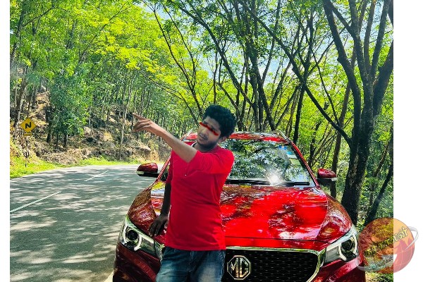 மாணவிகளை சீண்டிய ஆசிரியர் தொடர்பில் வெளியான தகவல்!