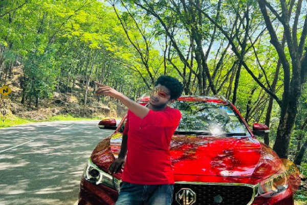 16 பாடசாலை மாணவிகள் பாலியல் வன்புணர்வு; ஆசிரியருக்கு பிணை