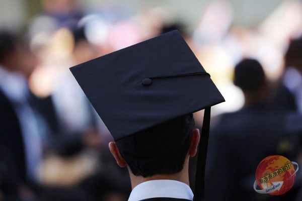 கலைப் பிரிவு பட்டதாரிகளுக்கு இலங்கையில் வேலை இல்லை