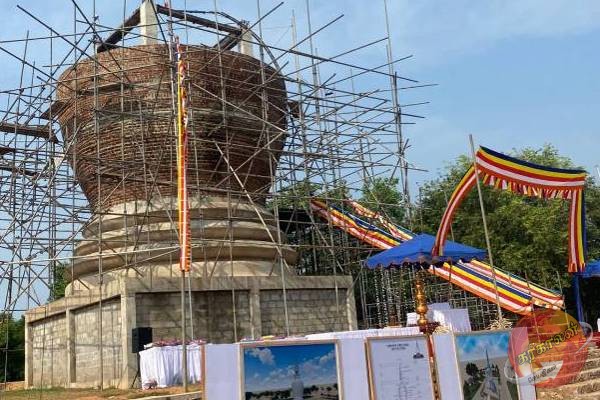 தையிட்டி விகாரையை அகற்ற கோரி கவனயீர்ப்புப் போராட்டம்