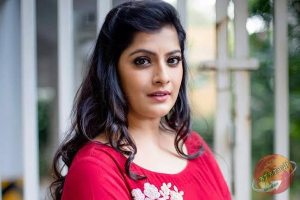 போதைப் பொருள், ஆயுத கடத்தல் : 10 இலங்கை தமிழர்கள் உட்பட 13 பேர் கைது! நடிகை வரலட்சுமிக்கு சம்மன்