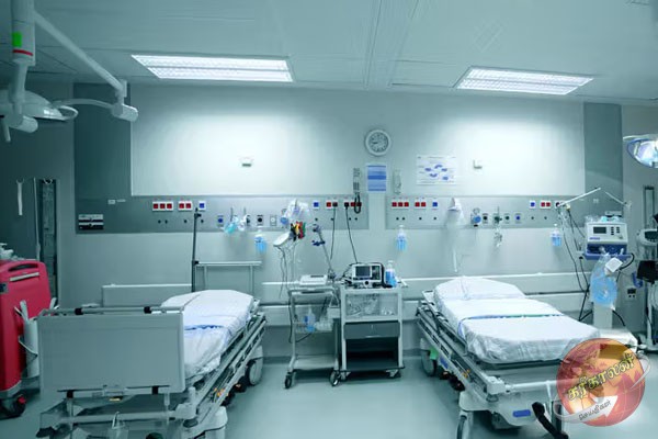 யாழில் மாணவி கொடுத்த சொக்லேட்டை வாங்கிய மாணவனுக்கு நேர்ந்த கதி