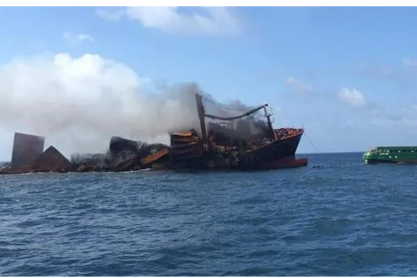 எக்ஸ் பிரஸ் பேர்ள் கப்பல் விவகாரம்: பாதிக்கப்பட்ட மீனவர்களுக்கு வழங்கப்பட்ட இழப்பீட்டு!