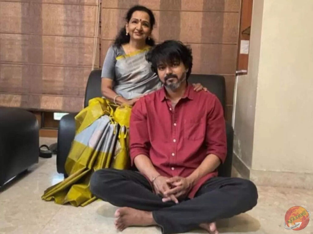 விஜய்..உனக்கு அம்மாவா நடிக்கணும்; அத மறந்துருங்கனு சொன்னான் – ஷோபா சந்திரசேகர் பேட்டி!