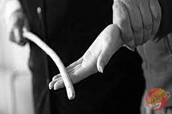 ஆசிரியரால் தாக்கப்பட்ட மாணவன் வைத்தியசாலையில் அனுமதி