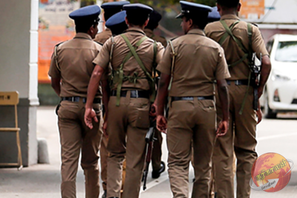 பாதசாரியை மோதி தலைக்கவசத்தினால் தாக்கிய பொலிஸ்!