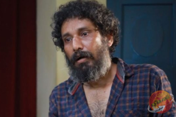பார்க்கிங்கில் நிறுத்தப்பட்டிருந்த காரில் இறந்து கிடைத்த பிரபல நடிகர். . அதிர்ச்சி தகவல்