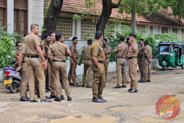 யாழை உலுக்கிய இளைஞனின் மரணம்; மேலும் இரு பொலிஸாருக்கு இடமாற்றம்