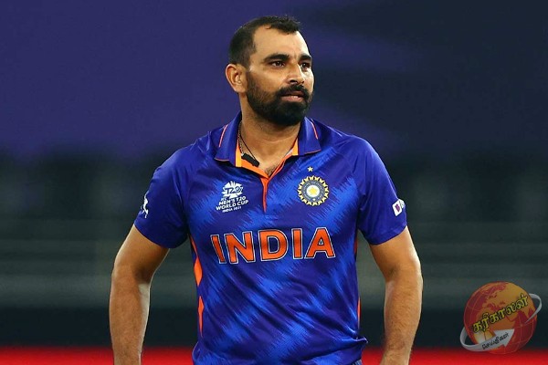 உலகக்கோப்பை மீது கால் வைப்பதா? நான் காயப்பட்டேன் – முகமது ஷமி