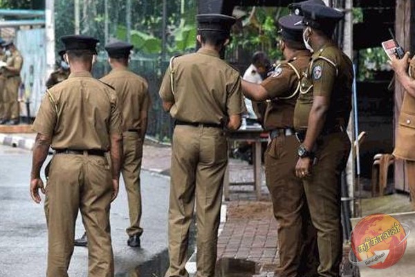 பாடசாலை மாணவி போல் நடித்து இணையத்தில் ஆபாச காட்சிகளை வெளியிட்ட இளம் தம்பதி!