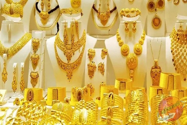 சடுதியாக குறைவடையும் தங்க விலை ; தங்கம் வாங்க காத்திருப்போருக்கான மகிழ்ச்சி தகவல்