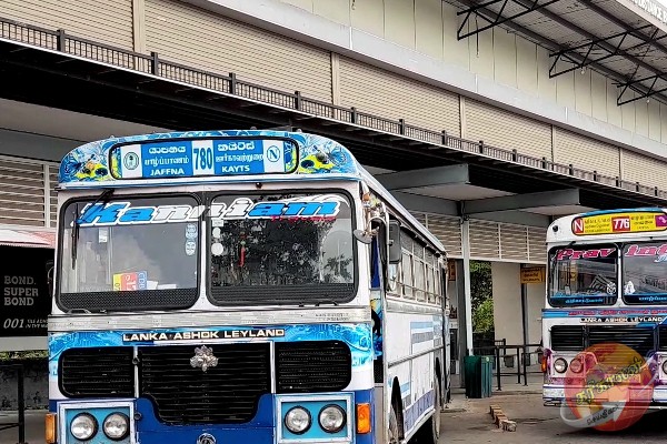 யாழ்ப்பாணத்தில் இன்று முற்றாக நிறுத்தப்பட்ட தனியார் பேருந்து சேவைகள்