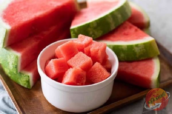 உஷார் மக்களே ; தர்பூசணியை ஃப்ரிட்ஜில் வைக்கக்கூடாது ஏன் தெரியுமா?