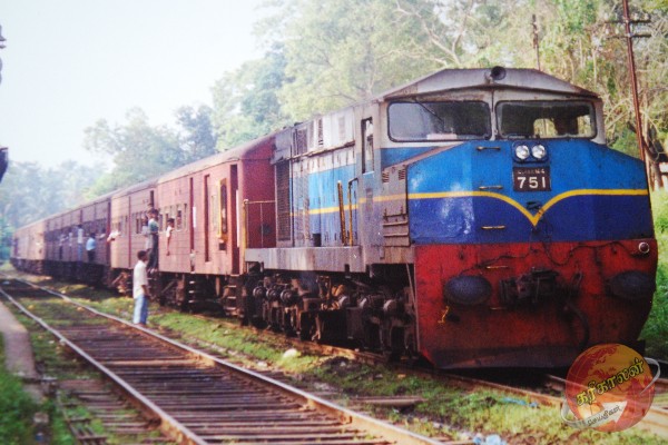 ரயிலில் மோதி நபரொருவர் உயிரிழப்பு