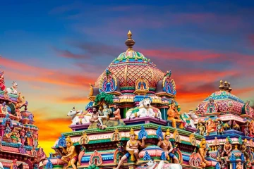 யாழில் பிரபல ஆலயம் ஒன்றில் பெருதொகையை களவாடிய ஓய்வு பெற்ற விதானை!