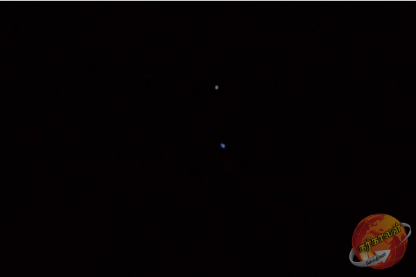 தமிழர்பகுதியிலுள்ள வான்பரப்பில் தோன்றிய அதிசய உருவம் ; வியந்து பார்த்த மக்கள்