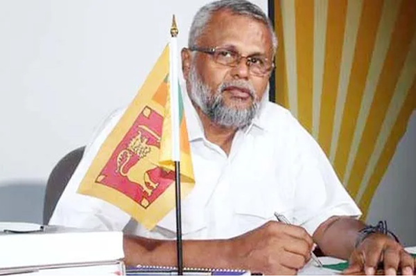 அலங்கார மீன்களால் வருமானம் ஈட்டிய இலங்கை!