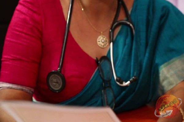 பயிற்சி ஆரம்பிப்பதற்கு முன்பே சிகிற்சை வழங்கிய மருத்துவ மாணவி; குழந்தைகளுக்கு ஏற்பட்ட நிலை!