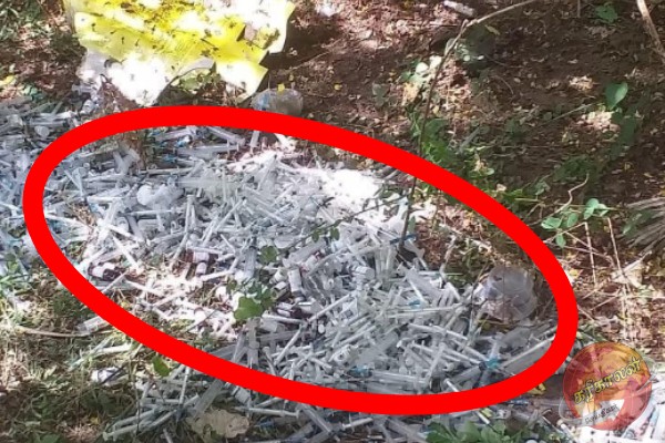 யாழில் பொறுப்பு வாய்ந்தவர்களின் பொறுப்பற்ற செயல்; வீசப்படும் மருத்துவ கழிவுகள் …மக்கள் விசனம்!