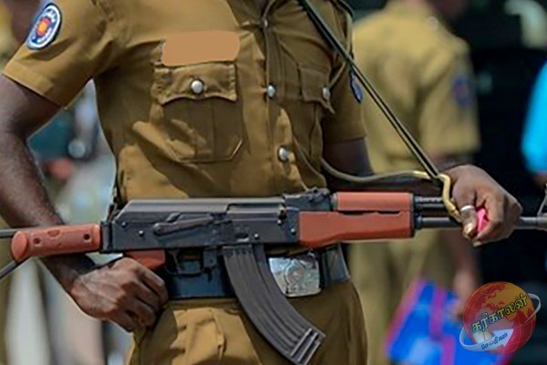 தென்னிலங்கையில் நடந்த பயங்கரம் – வீதியால் சென்றவர்கள் மீது துப்பாக்கி சூடு