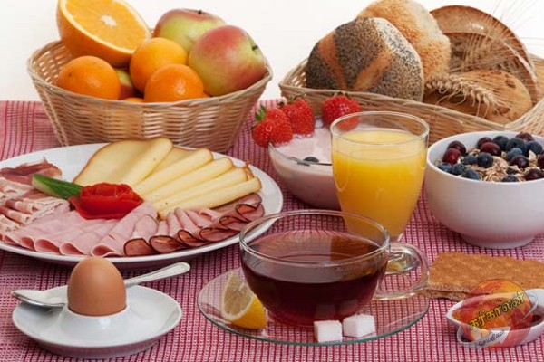 நீங்கள் தினமும் காலை உணவை சாப்பிடாமல் இருக்கின்றீர்களா? என்னென்ன பிரச்சனை ஏற்படும் தெரியுமா?