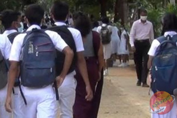 பிரபல பாடசாலை ஒன்றில் பெரும் சர்ச்சையை ஏற்படுத்திய சம்பவம்