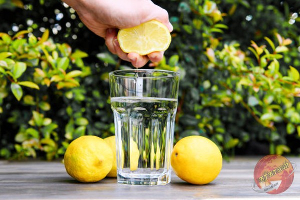 தினம் ஒரு டம்ளர் எலுமிச்சை ஜுஸ் குடிங்க… கண்கூடாக தெரியும் அதிசயம்