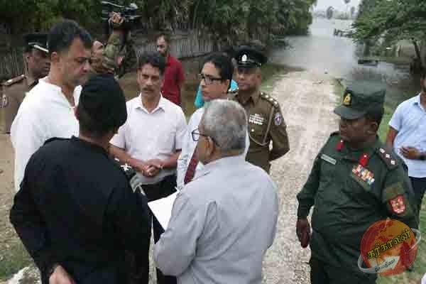 யாழிற்கு பாதுகாப்பு அமைச்சின் செயலாளர் திடீர் விஜயம்