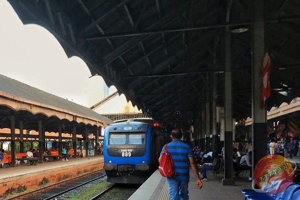 33 ரயில் சேவைகள் இரத்து ; பயணிகள் அவதி!