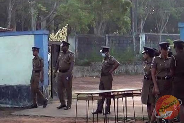 பாடசாலை ஒன்றில் மாணவர்கள் அடிதடி; நால்வர் காயம்