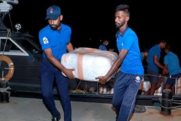 யாழ். கடற்பரப்பில் கேரளக் கஞ்சா மீட்பு