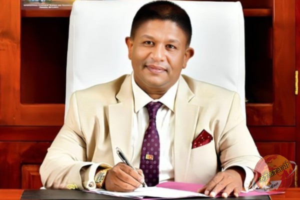 பாராளுமன்ற உறுப்பினராக எஸ். எம். நளீம் சத்தியப்பிரமாணம்