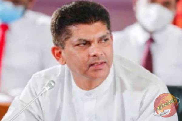 முன்னாள் இராஜாங்க அமைச்சர் லொஹான் ரத்வத்த மீண்டும் கைது