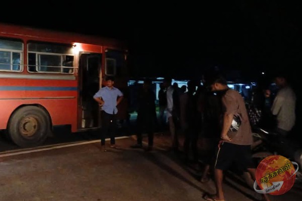 இலங்கையில் அதிகாலையில் கோர விபத்து – பெண் உட்பட 4 பேர் பலி