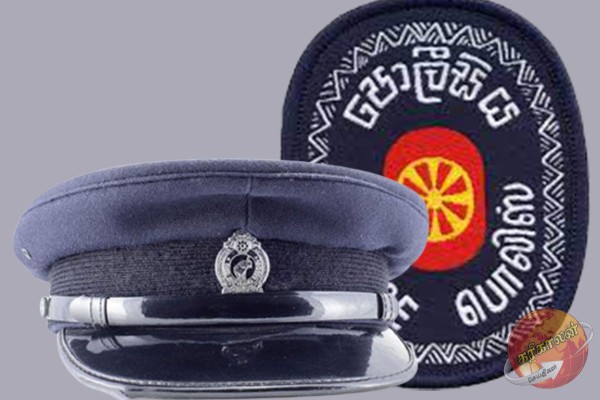 வெளிநாட்டுக்கு தப்பியோடிய பொலிஸ் கான்ஸ்டபிளின் காதலி கைது!