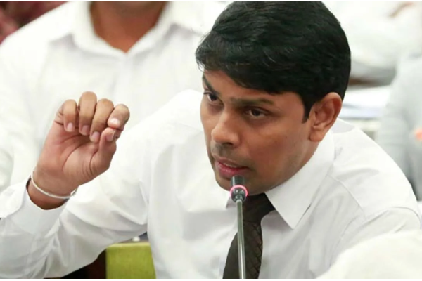 பொதுவெளியில் தனிப்பட்ட பிரச்சினைகளை பேசும் அர்ச்சுனா ; தம்பிராசா காட்டம்