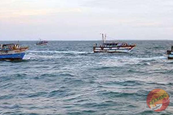 சட்டவிரோதமான முறையில் யாழ் வந்த 06 பேர் கைது