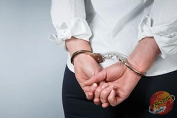 விமான நிலையத்தில் கைதான 18 வயது இளம் யுவதி உள்ளிட்ட பெண்கள் ; காரணம் என்ன?