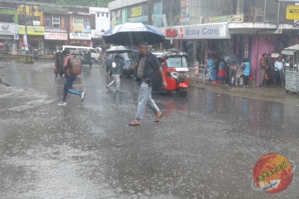 சீரற்ற காலநிலையால் மூடப்பட்ட பாடசாலைகள்